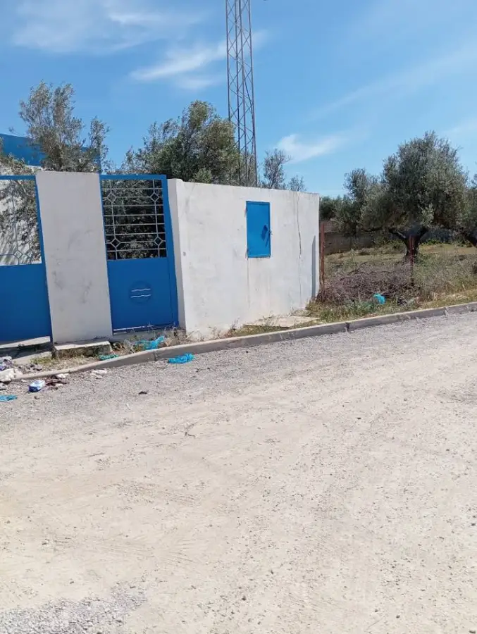 Terrain de 250m² situé à Borj Etouil - Photo 4