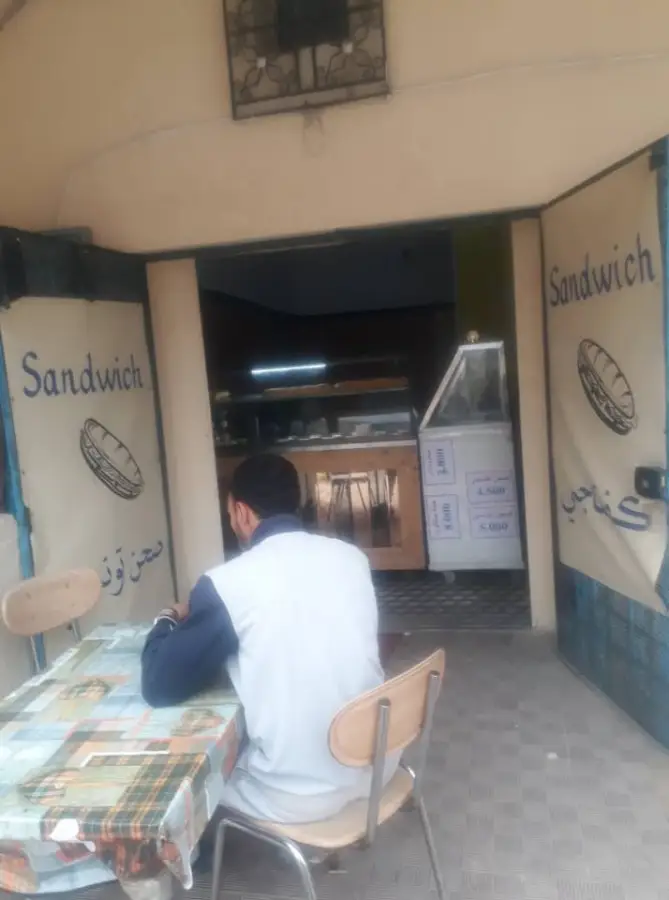 مطعم للبيع أو للإيجار في حي التضامن  - Photo 3