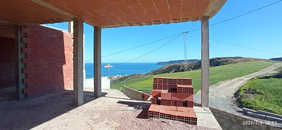 Villa à vendre à Rafraf – 217m², design moderne, à 6 min du Corniche  - Photo 3