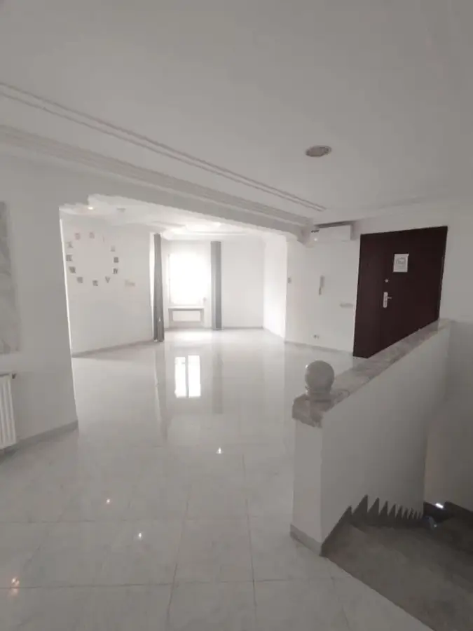 Location Duplex S+3 ALAIN SAVARY - Photo 3