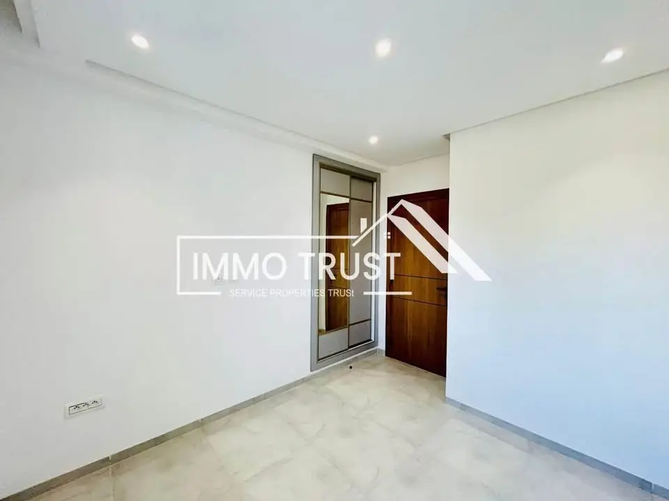 🏠Appartement S+2 jamais habité à La Soukra - Photo 4