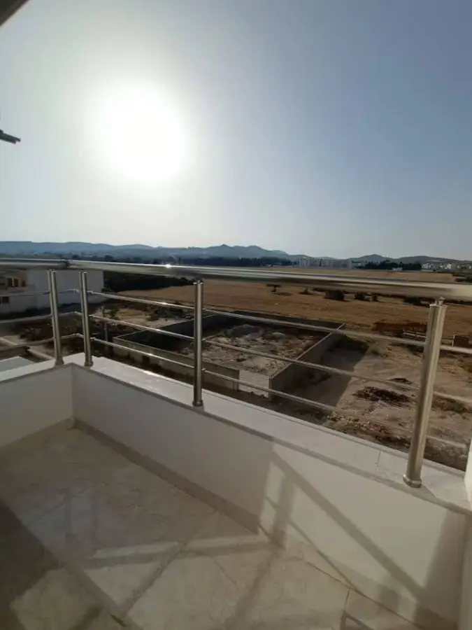 A louer nouvel app s+1 haut standing a Mrezgua - Photo 5