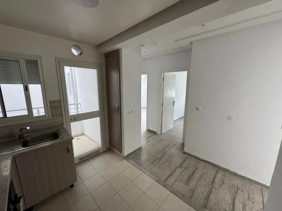 📍RIADH EL ANDALOUS : APPARTEMENT S+2 A LOUER - Photo 11