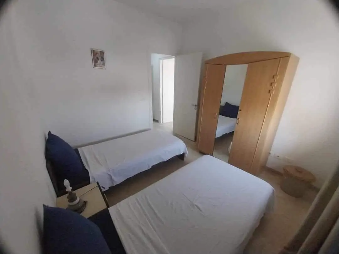 📍ENNASR 2 : APPARTEMENT S+2 MEUBLÉ A  LOUER - Photo 4