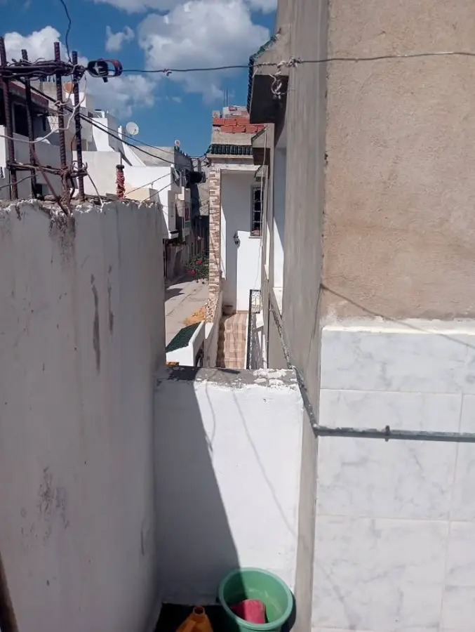 Villa S+4 à louer à El Mansoura – Borj Louzir - Photo 2