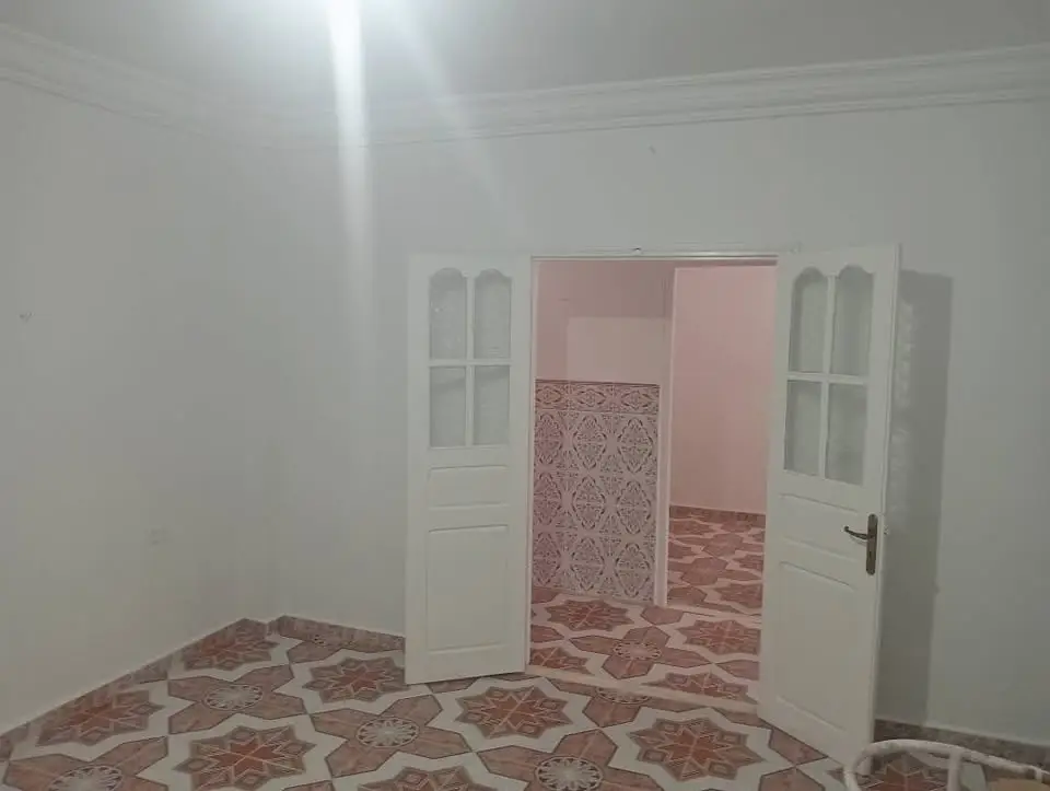 Villa S+4 à louer à El Mansoura – Borj Louzir - Photo 4