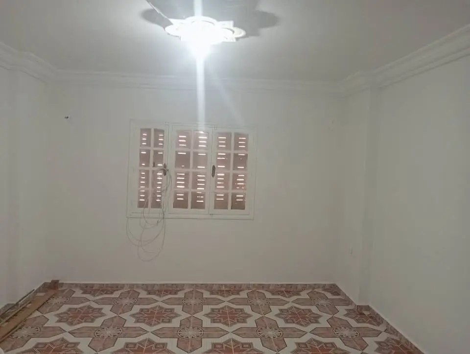 Villa S+4 à louer à El Mansoura – Borj Louzir - Photo 5