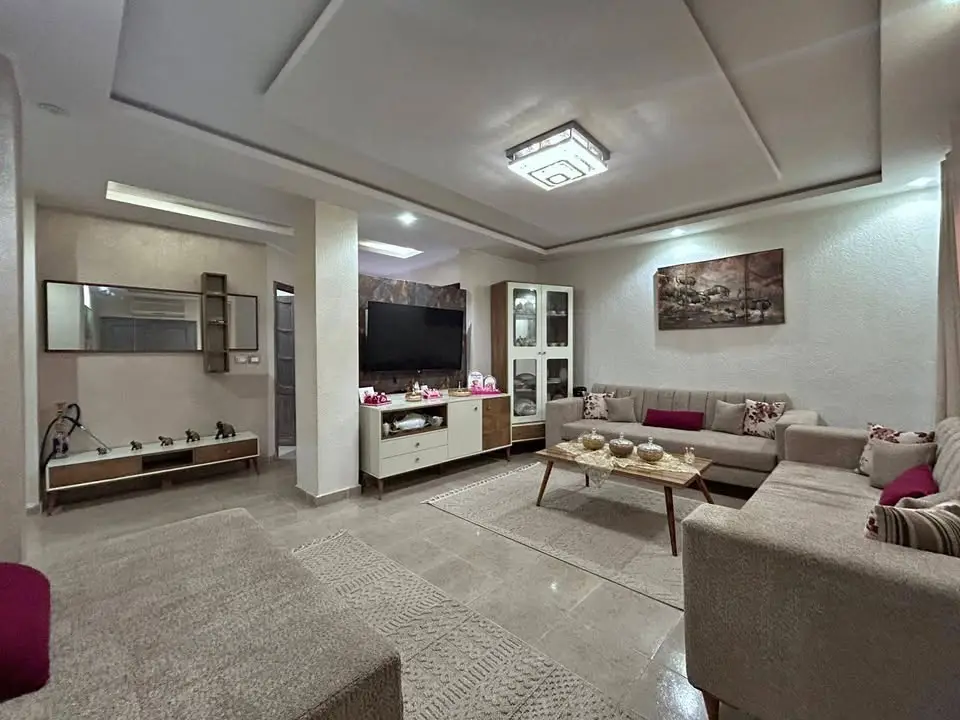 Maison 3 chambres à vendre – Terrain 126m² – 250 000 DT - Photo 1