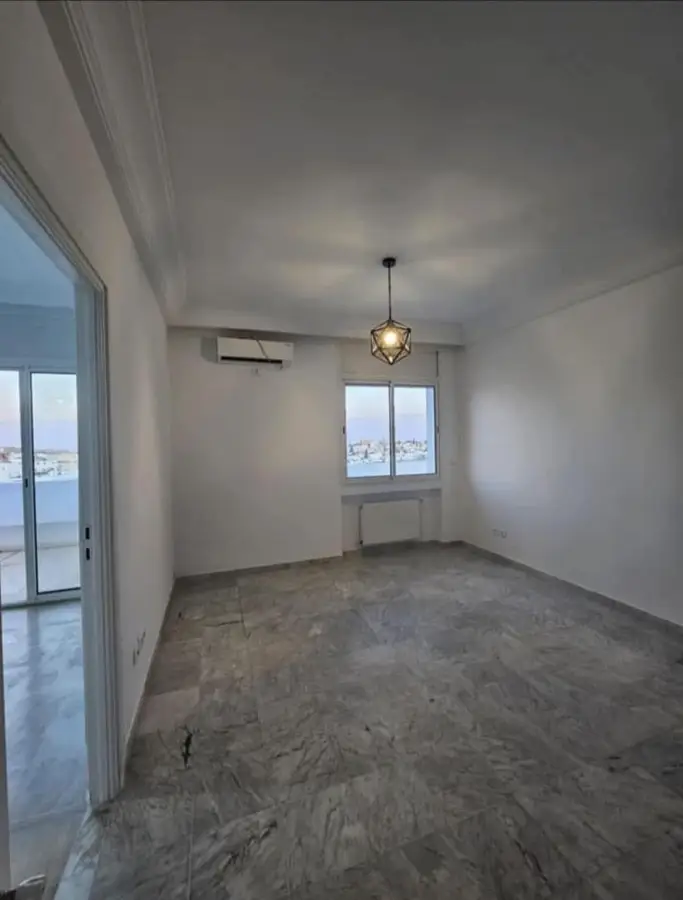 📍ENNASR 1  : APPARTEMENT S+1 A LOUER - Photo 5