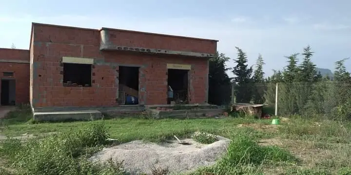 Terrain à vendre à Ben-Arous - Terrain w villa non Fini 316m² - Photo 6