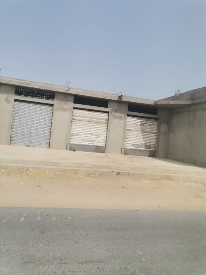 Local commercial à vendre à Monastir - Nouveau bâtiment sur route principale - Photo 2