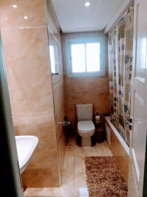 Excellent Apt S4 meublé Neuf proche lac2 pr étranger  - Photo 5