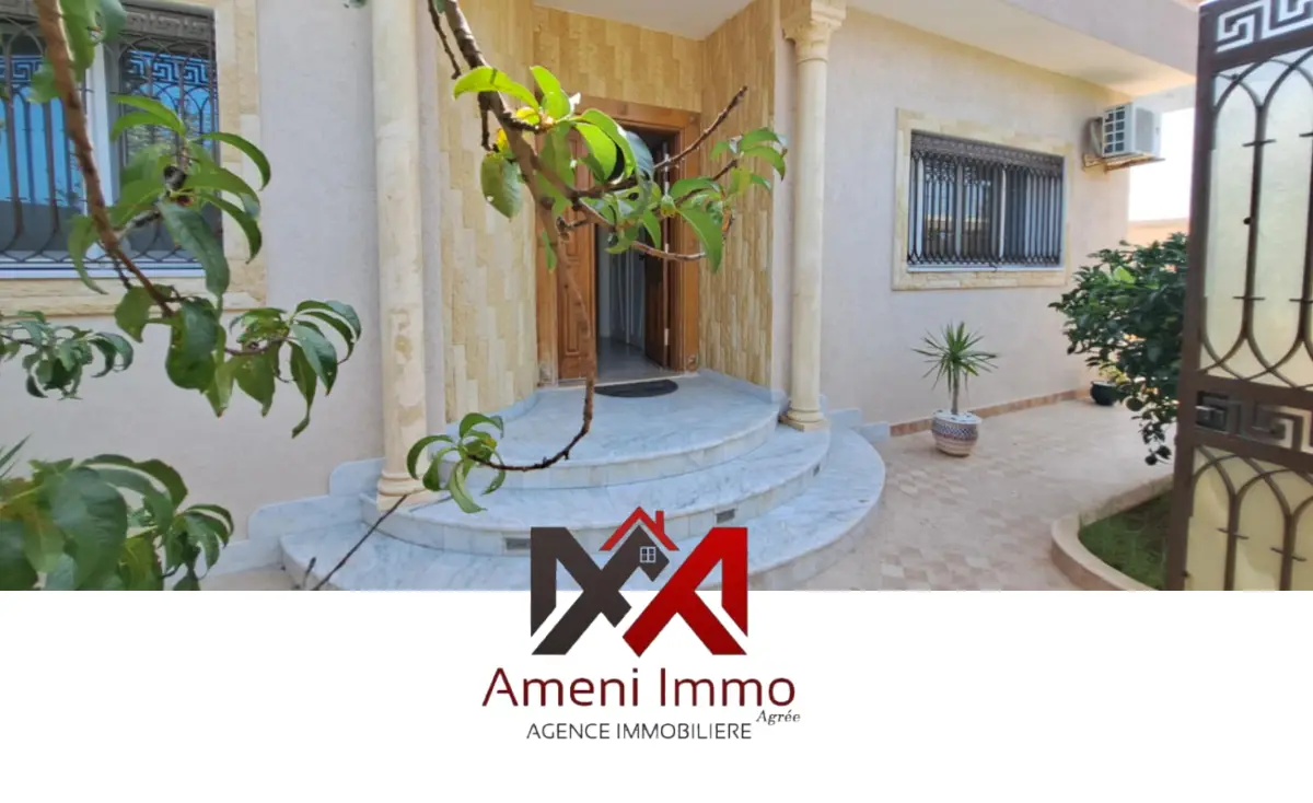 A vendre luxueuse villa S+4 à Borj Cedria - cité Erriah. - Photo 1