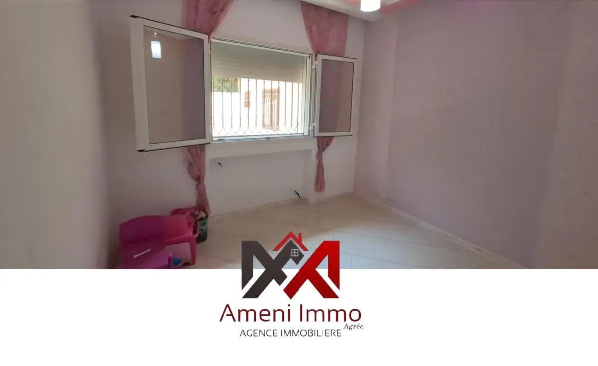 A vendre luxueuse villa S+4 à Borj Cedria - cité Erriah. - Photo 9