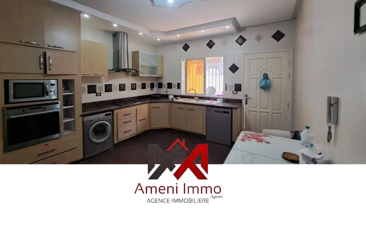 A vendre luxueuse villa S+4 à Borj Cedria - cité Erriah. - Photo 10