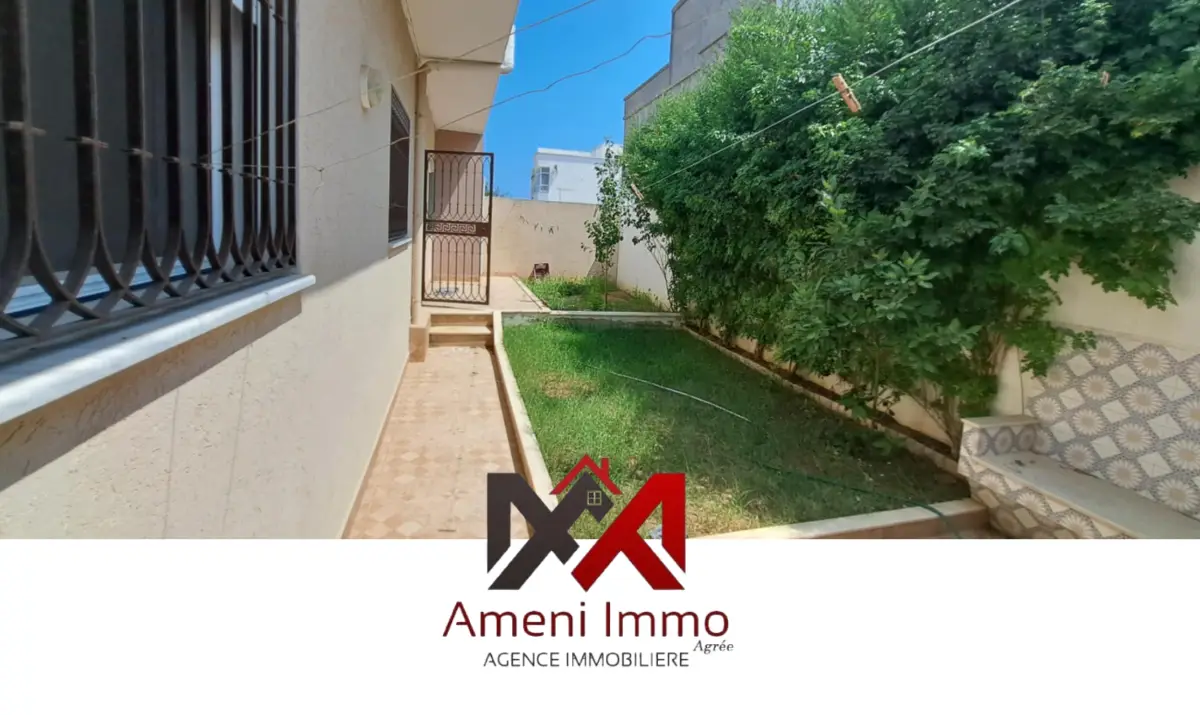 A vendre luxueuse villa S+4 à Borj Cedria - cité Erriah. - Photo 12