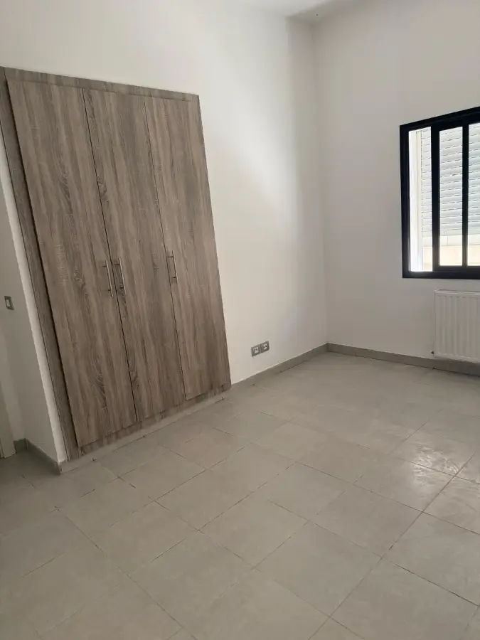 À Louer – Appartement S+2 haut standing au Jardin de Carthage - Photo 9