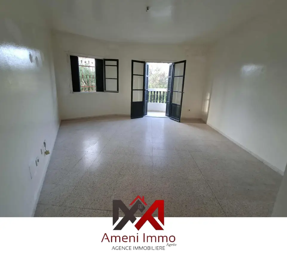 A vendre appartement s+2 à El Mourouj 1. - Photo 1