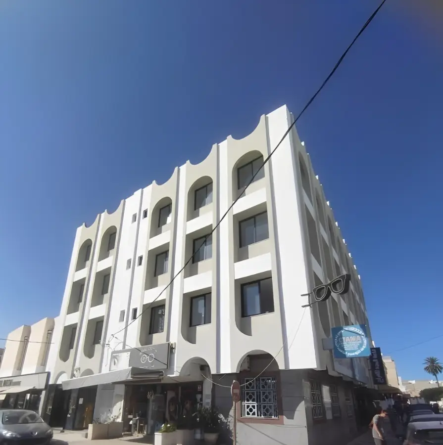 À louer – Bureaux neufs S+1 et S+2 à Monastir Centre-Ville - Photo 1