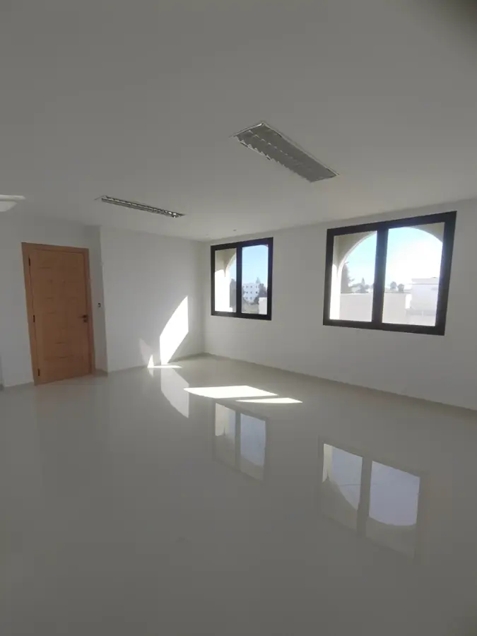 À louer – Bureaux neufs S+1 et S+2 à Monastir Centre-Ville - Photo 5
