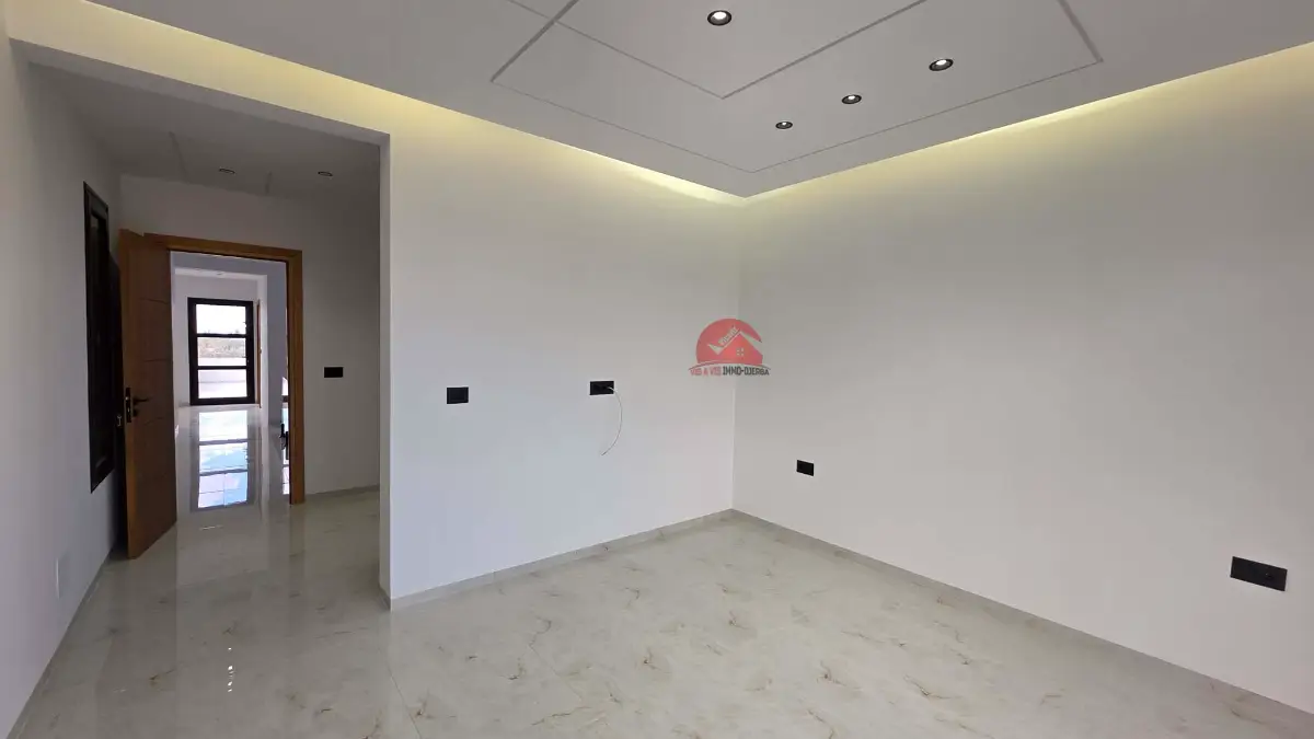 Vente de villa haut standing à Houmt Souk Djerba ZU  V 738 - Photo 2