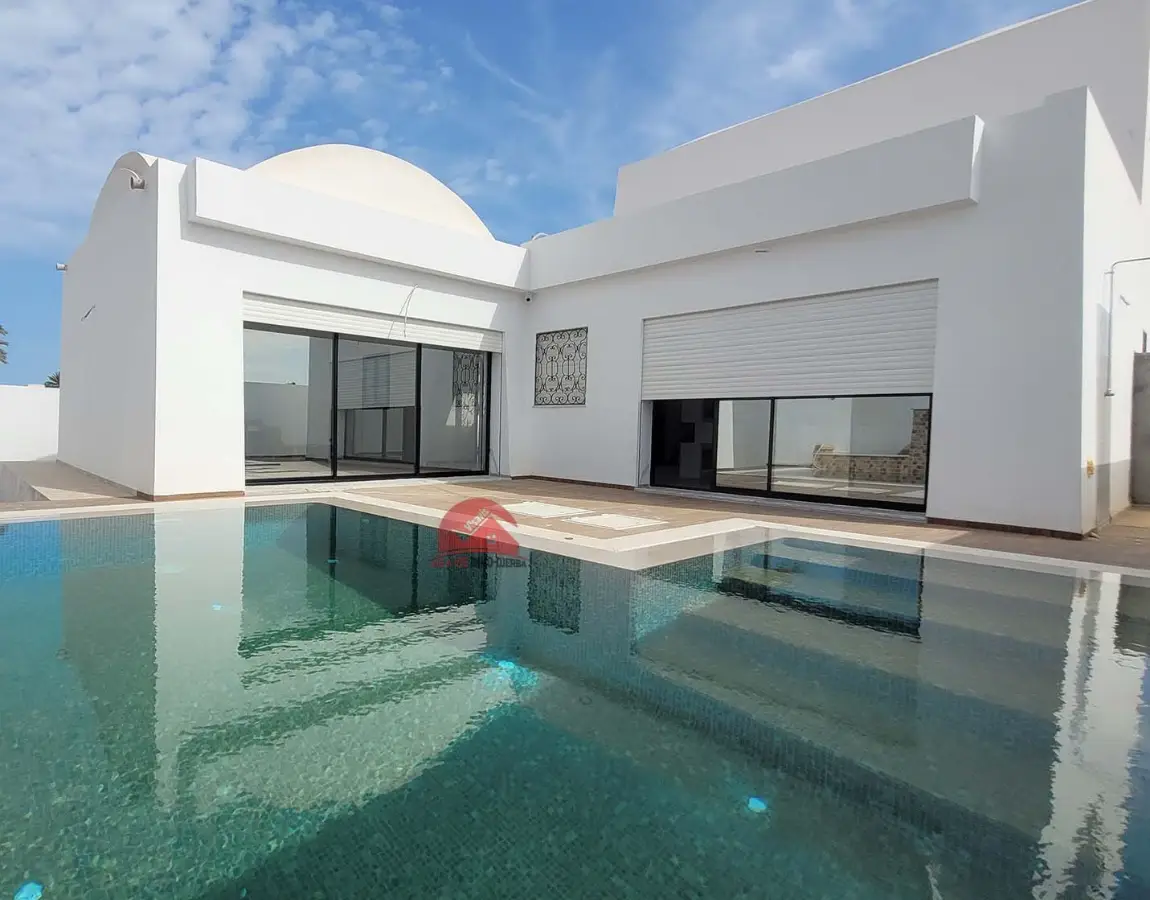 A vendre à Djerba Midoun - villa avec piscine ZU  V 683 - Photo 1
