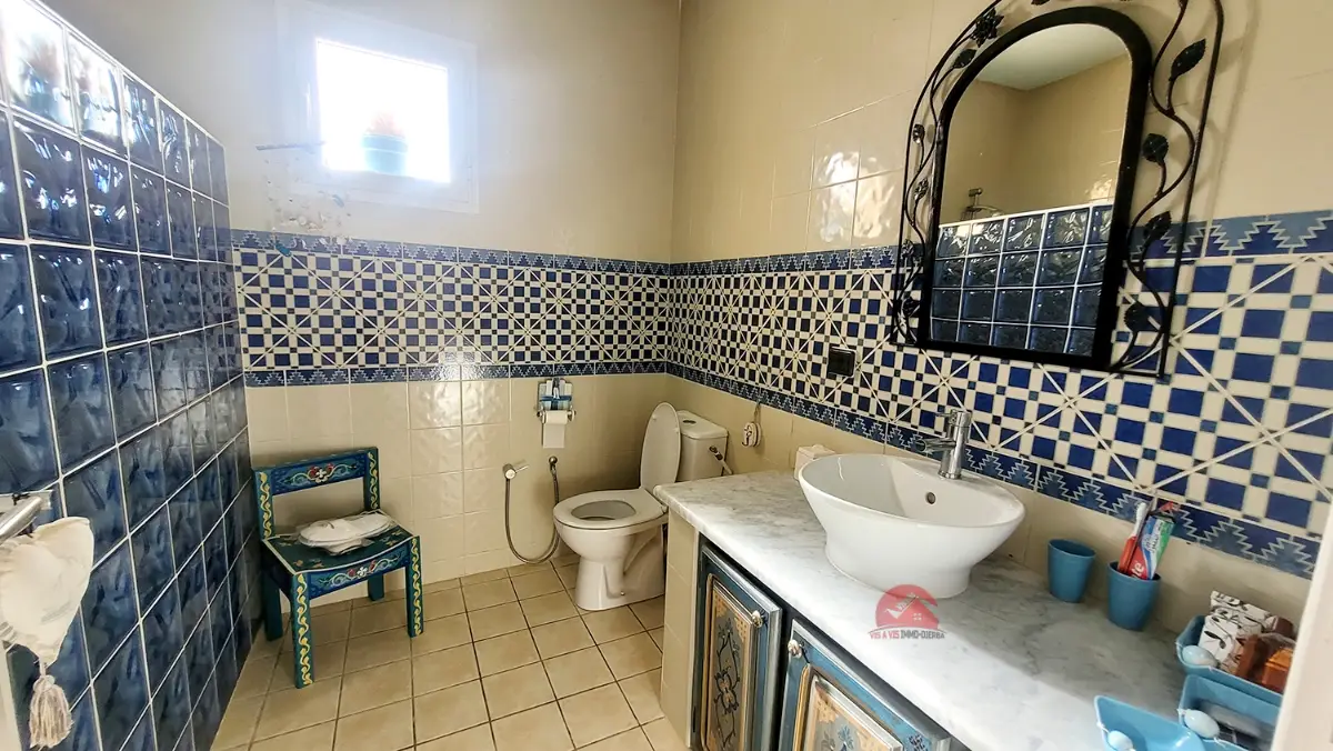 A vendre en ZT belle villa avec piscine privée  V 623 - Photo 6