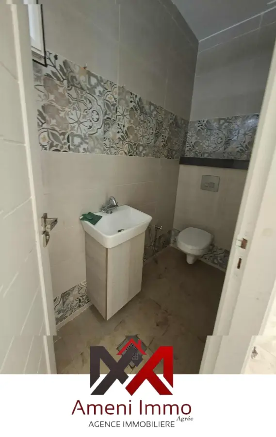 A vendre un local commercial à El Mourouj 5 juste à coté MG - Photo 8