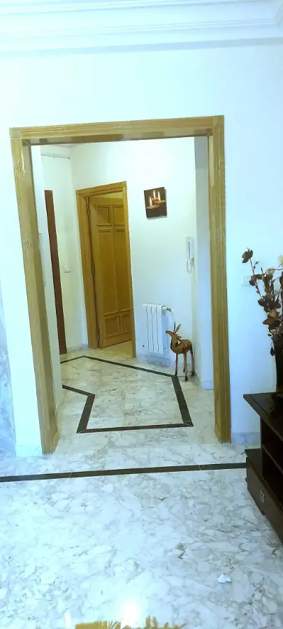 S1 meublé Ennasr2 haut standing pour étranger  - Photo 5