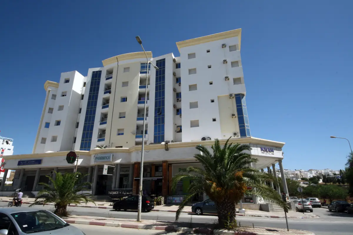 S1 meublé Ennasr2 haut standing pour étranger  - Photo 12