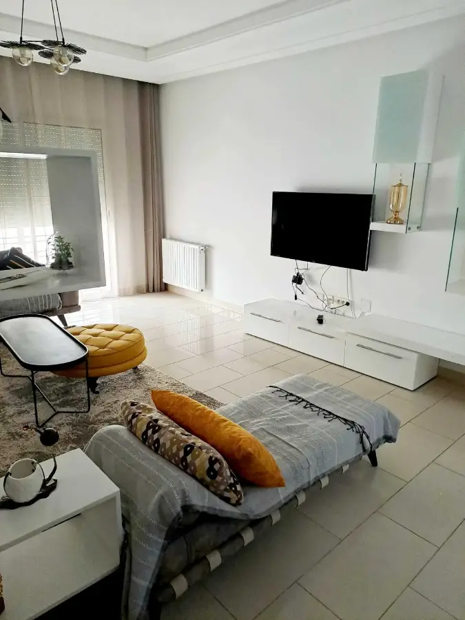 APT S4 meublé Neuf Cité Palmeraies l'aouina à l'année  - Photo 3