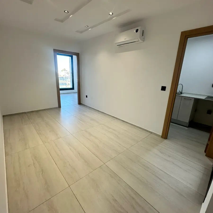 Bureau à louer – Haut standing  - Photo 3