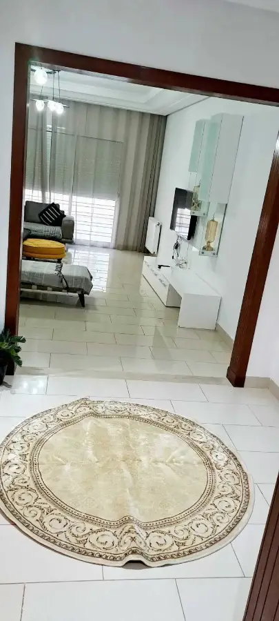 Particulier L S4 meublé Neuf pour étranger Cité wahat l 'aouina - Photo 2