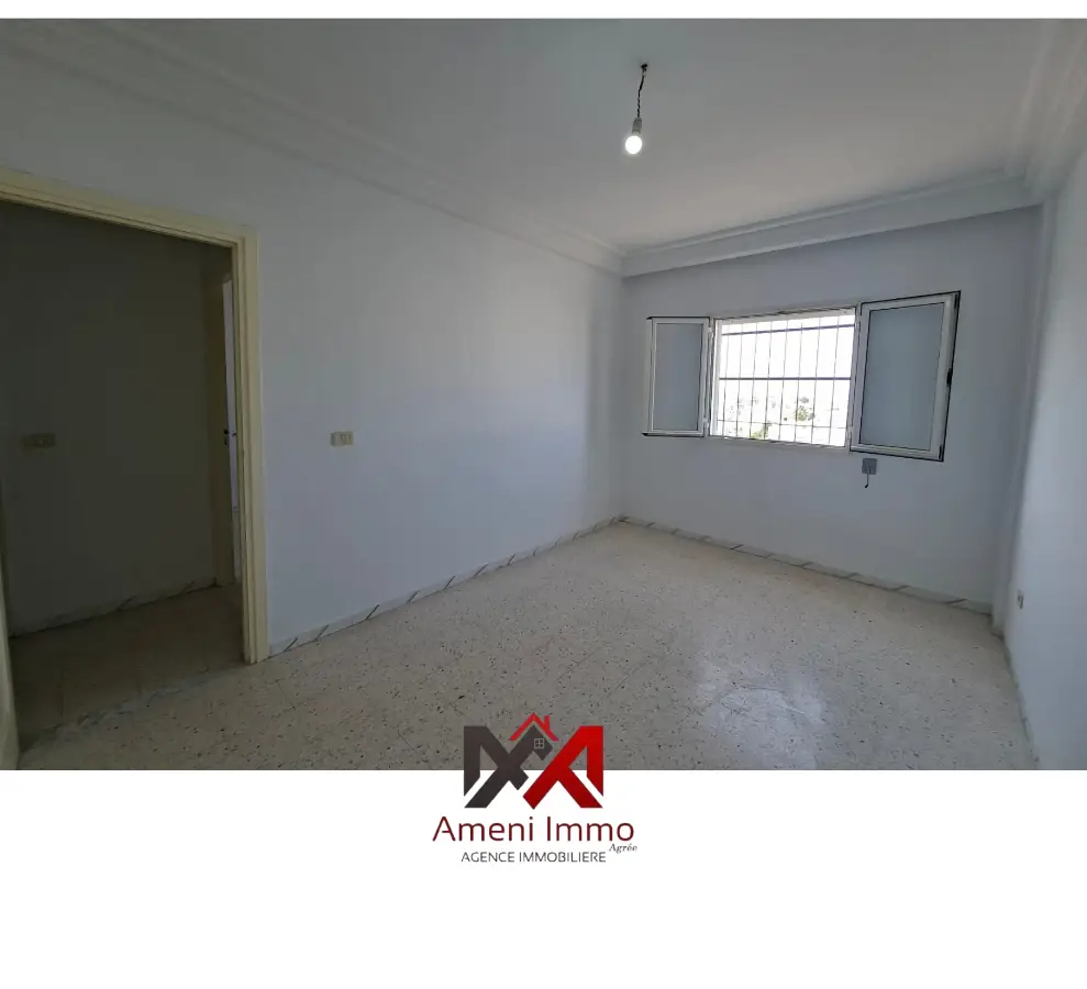 A Louer appartement S+2 de standing à El Mourouj 6. - Photo 10