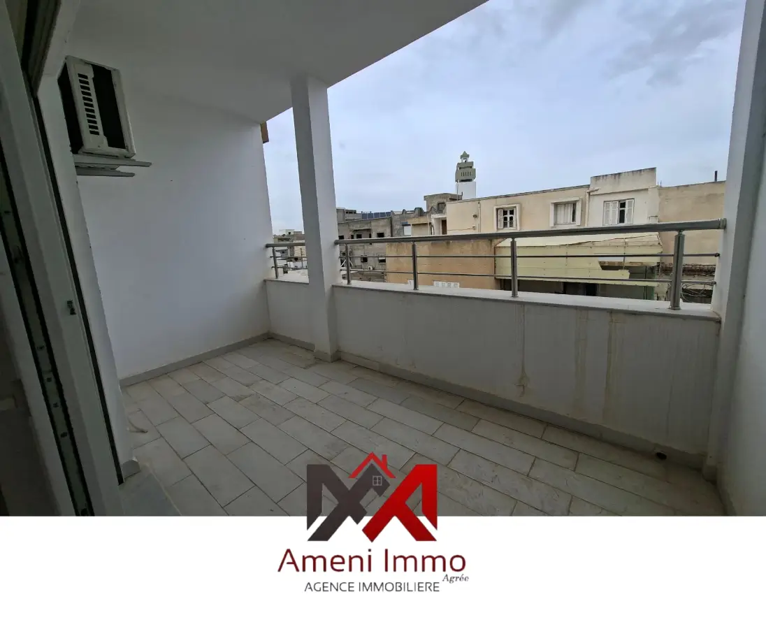 A Louer Étage de villa S+3 tout neuf, haut standing. - Photo 7