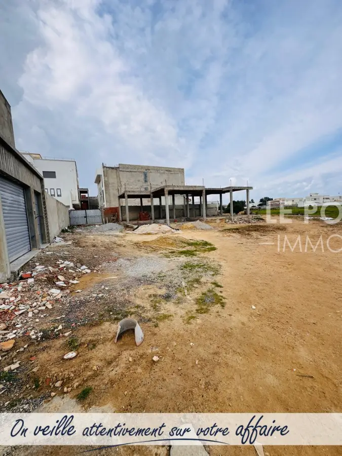 Terrain constuctible a la marsa à prximité carrefour la marsa . - Photo 3