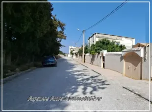 A vendre Villa S+3 avec jardin autour à Mornag à Ben-Arous