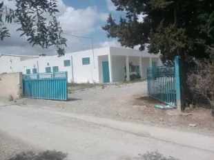 Usine à Grombalia avec Terrain  à Nabeul